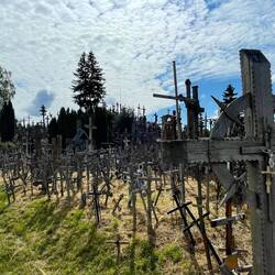 https://de.wikipedia.org/wiki/Berg_der_Kreuze