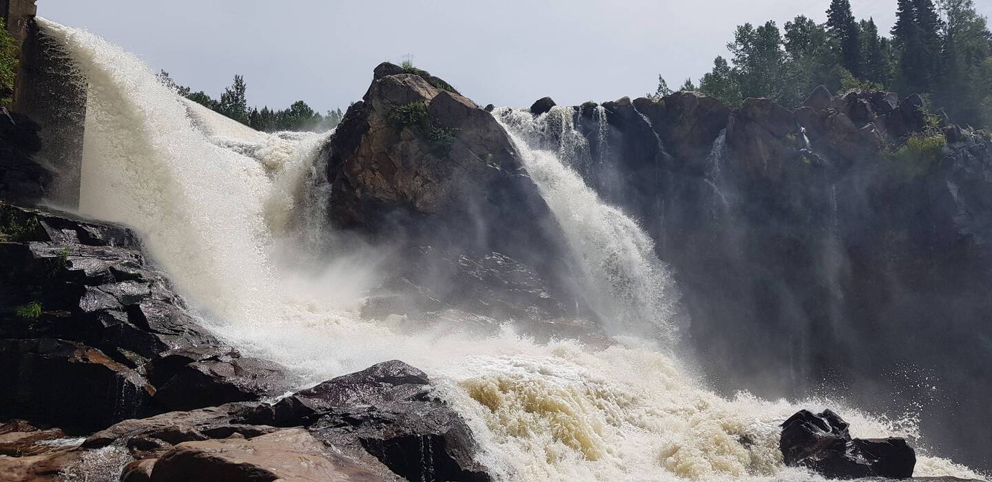 Großer Wasserfall am 16. Juli