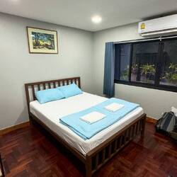 Zimmer im Hostel in Phetchaburi