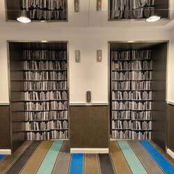 Couldn't find the lift for the books!!