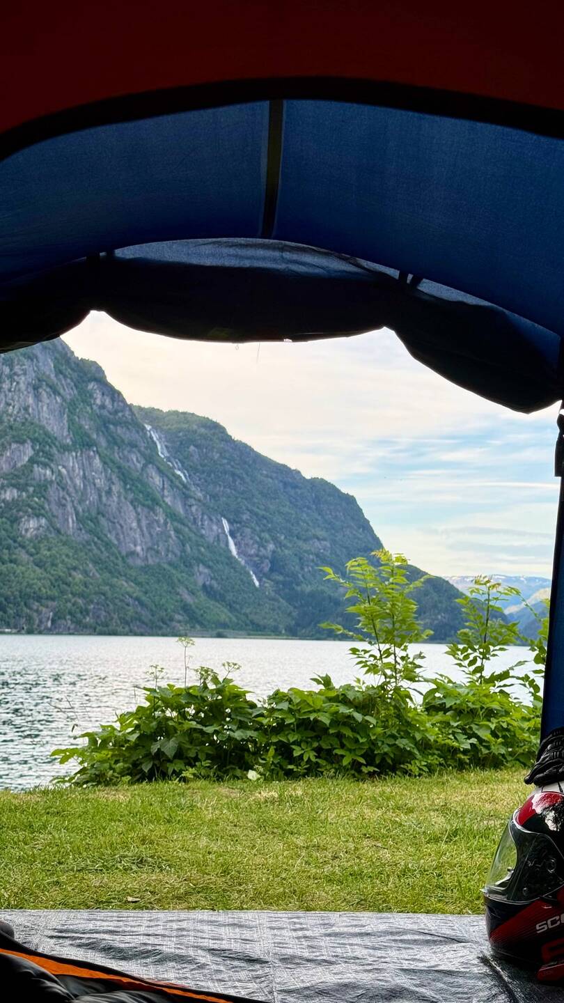 Letzte Übernachtung in Trolltunga Camping