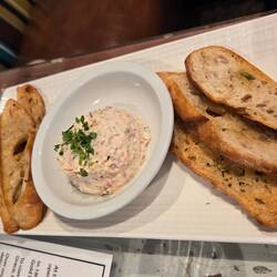 Smoked salmon dip