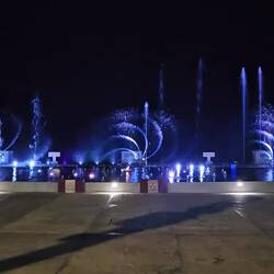 Wasserfontainen-Show am Malecon