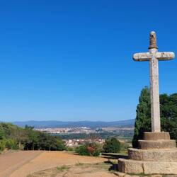 Crucero de Santo Toribio mit Blick auf Astorga.