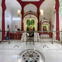 Shree Venkatesh Balaji Temple ... Banganga Temple Tank Area — Mumbai, India.