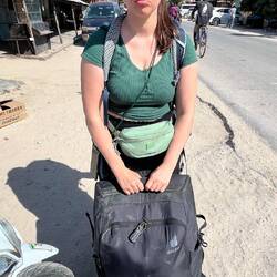 Mein armer Koffer wurde als Treppe benutzt :(