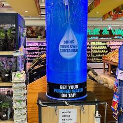 Andi wollte, dass das Bild hier rein kommt (Wasserauffüllstation)