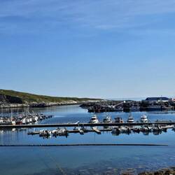 Kleiner Hafen auf der anderen Seite