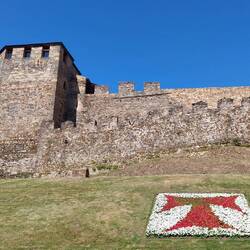 Das Tau - ein Zeichen der Templer. Man begegnet es neben anderen Symbolen öfters auf dem Jakobsweg.