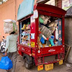 Mobile shop ... Banganga Temple Tank Area — Mumbai, India.