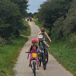 Und dann im späteren Nachmittag mit den Bikes zu einem Wasser Spielplatz...