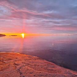 Aufstehen um 4:45 Uhr für diesen fantastische Aussicht, inkl. vorbeiziehender Minkwale und Delfine