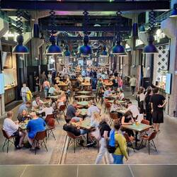 Die Food Hall