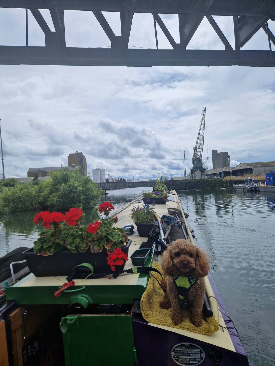 As far as we could get on the canal. High Bridge above and Low Bridge ahead.