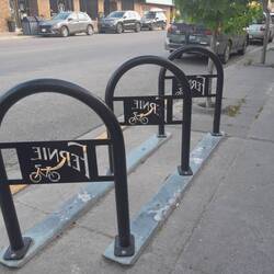 Fernie-Veloständer; hab mir überlegt, einen mitzunehmen