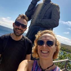 Wir mit Charles Darwin