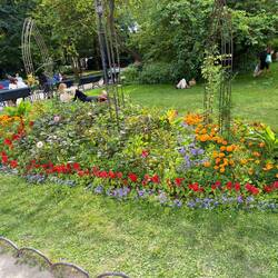 The grounds of the Tour Saint Jacques.