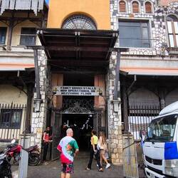 Der Eingang zum "Central Market"