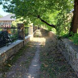 Weiter geht der Weg durch mehrere kleinere Ortschaften.