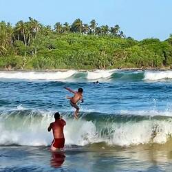 Hiriketiya Beach