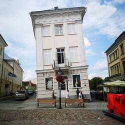 The leaning tower of Pisa... Upps, wait! The Art Museum