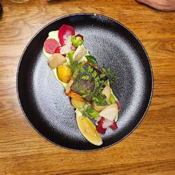 Köstlicher Hauptgang: Lachs mit Bratkartoffeln an...