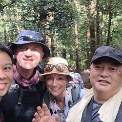 Very friendly Chinese hikers