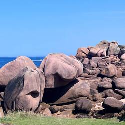 I love these granit rocks. So schön hier. Wie in Sardinien nur viel näher und less touristy.