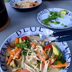 Kokossuppe mit Udonnudeln 😋