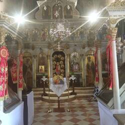 Die Klosterkirche ist sehr schön und angenehm kühl