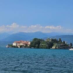 Blick von Stresa zur Insel Isola Bella