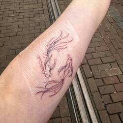 Fine line tattoo