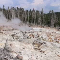 Steamboat Geyser - World's Tallest Active Geyser, Last Major Eruption (>91m): 15. Juli 24; 3.00PM