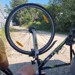 Aber erst mal schreiten wir zur Reparatur der Räder