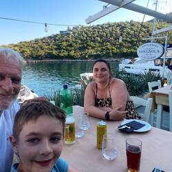 Dinner in Steni Vala