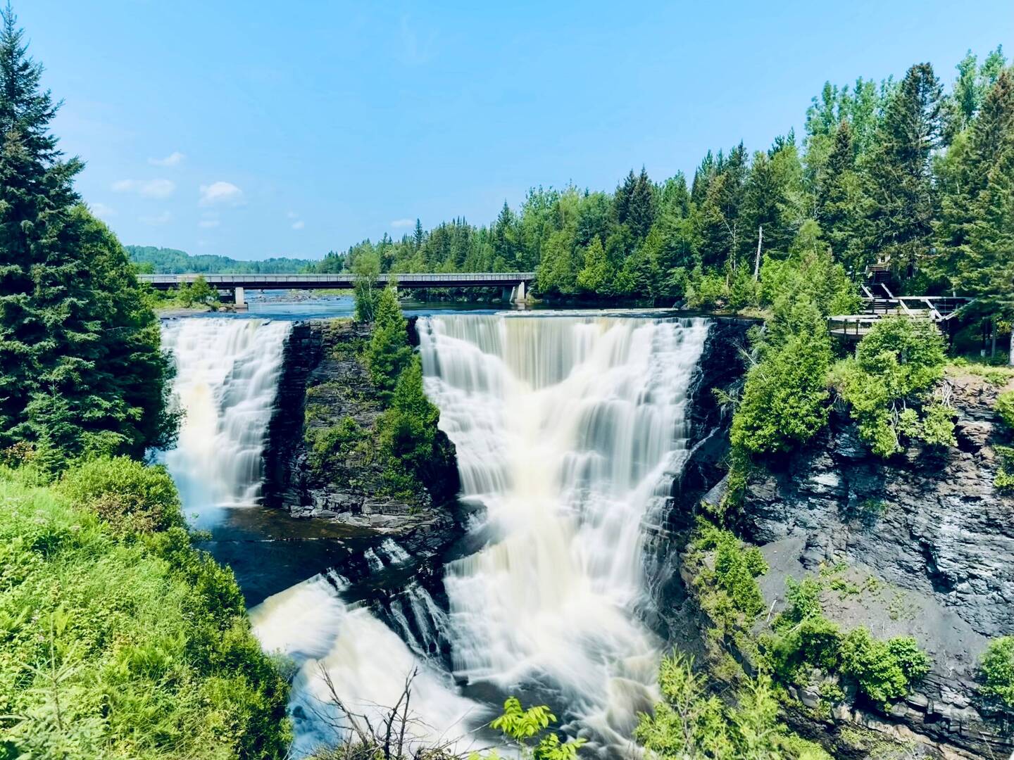 Kakabeka Falls