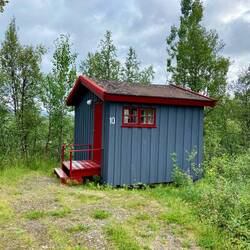 Heute übernachte ich im Madi Turistsenter wieder in einem kleinen Häuschen.