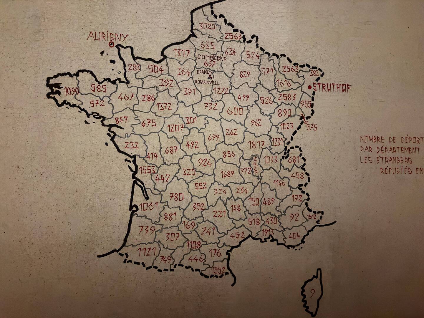A map showing the number of people from each department who were deported.