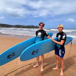Surfdudes