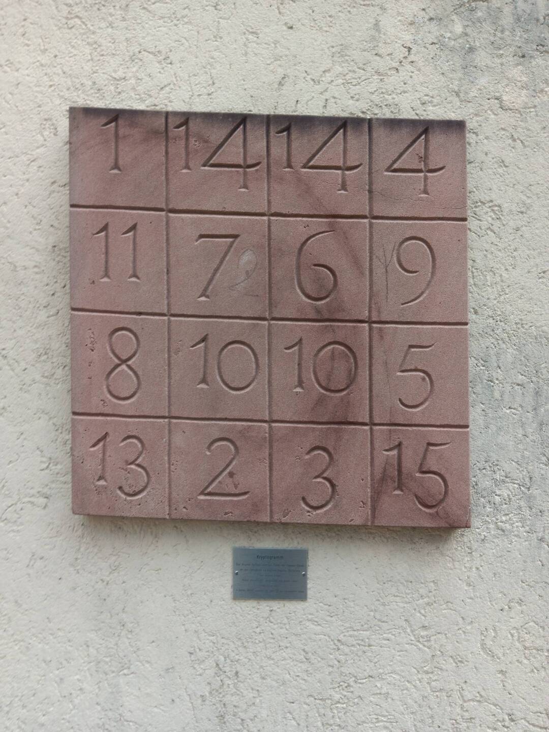 Kopie eines Kryptogramms von Gaudi an der Sacra Famiglia