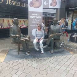 Oma zwischen Oscar und Eduard Wilde