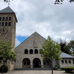 St. Johannes der Täufer - Kirche