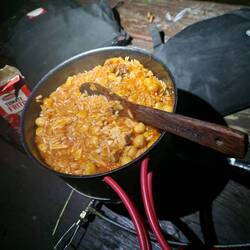 Tofu-Kichererbsen-Reistopf
