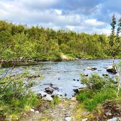 Den Fluss Rágesjohka musste ich heute überqueren.