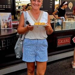 Ganz leckere Knödel mit Edbeerfüllung und Schokosoße