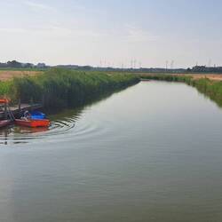 Fertig.... ausbooten.... Sonne geniessen....