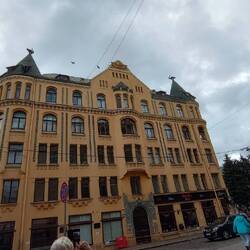 Katzenhaus, wegen der Ecktürme