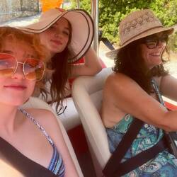 Plot twist! Me, Lily, and Mum in the car!
