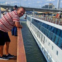 Neben uns wieder die Arosa Bella