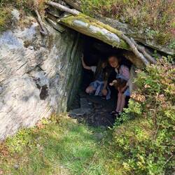Höhlentour auf Rossøy 🤣